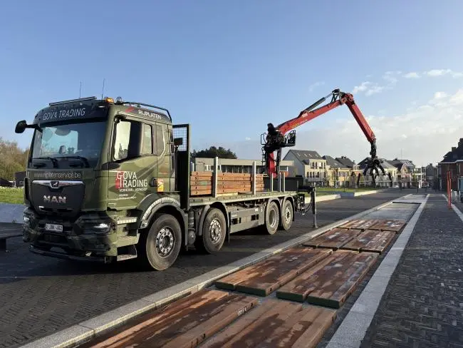 Houten dragline schotten huren